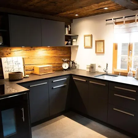 Apartment Romantisches Walliser Chalet mit Bergpanorama Grengiols