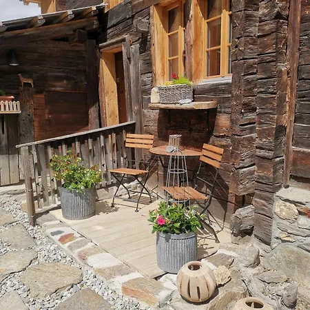 Apartment Romantisches Walliser Chalet mit Bergpanorama Grengiols